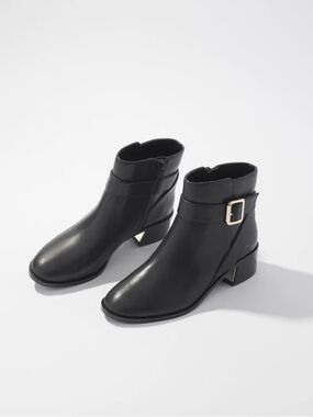WHBM Women's Black Leather Ankle Boots with Buckle Size 8.5